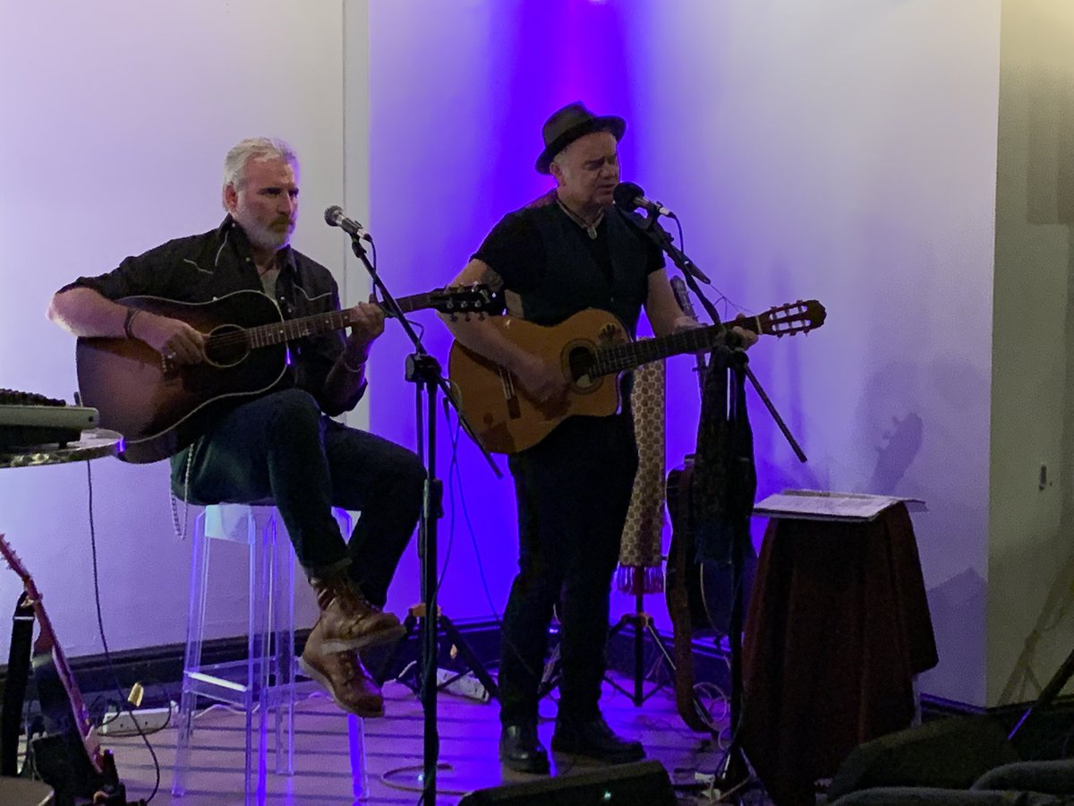 The_Grifter's tweet photo. Great to see @deanowens1 in Twickenham tonight performing songs from his new album with @casadecalexico . Hopefully they’ll have him as support for their gig in London in the spring. https://t.co/nVxkKTcVjS