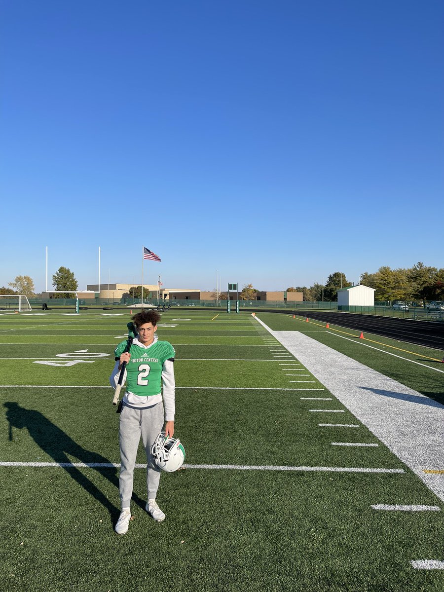 CoachKegley9's tweet photo. @FridayTigers Hammer of the Week-Brayden Wilkins! This Sophomore has become one of our defensive leaders &amp; a force to be reckoned with. 

Come check him out and the rest of the 🐅 Friday night vs @FootballPaoli for the Sectional Championship @Triton_Central https://t.co/Hrh2uGbtoc