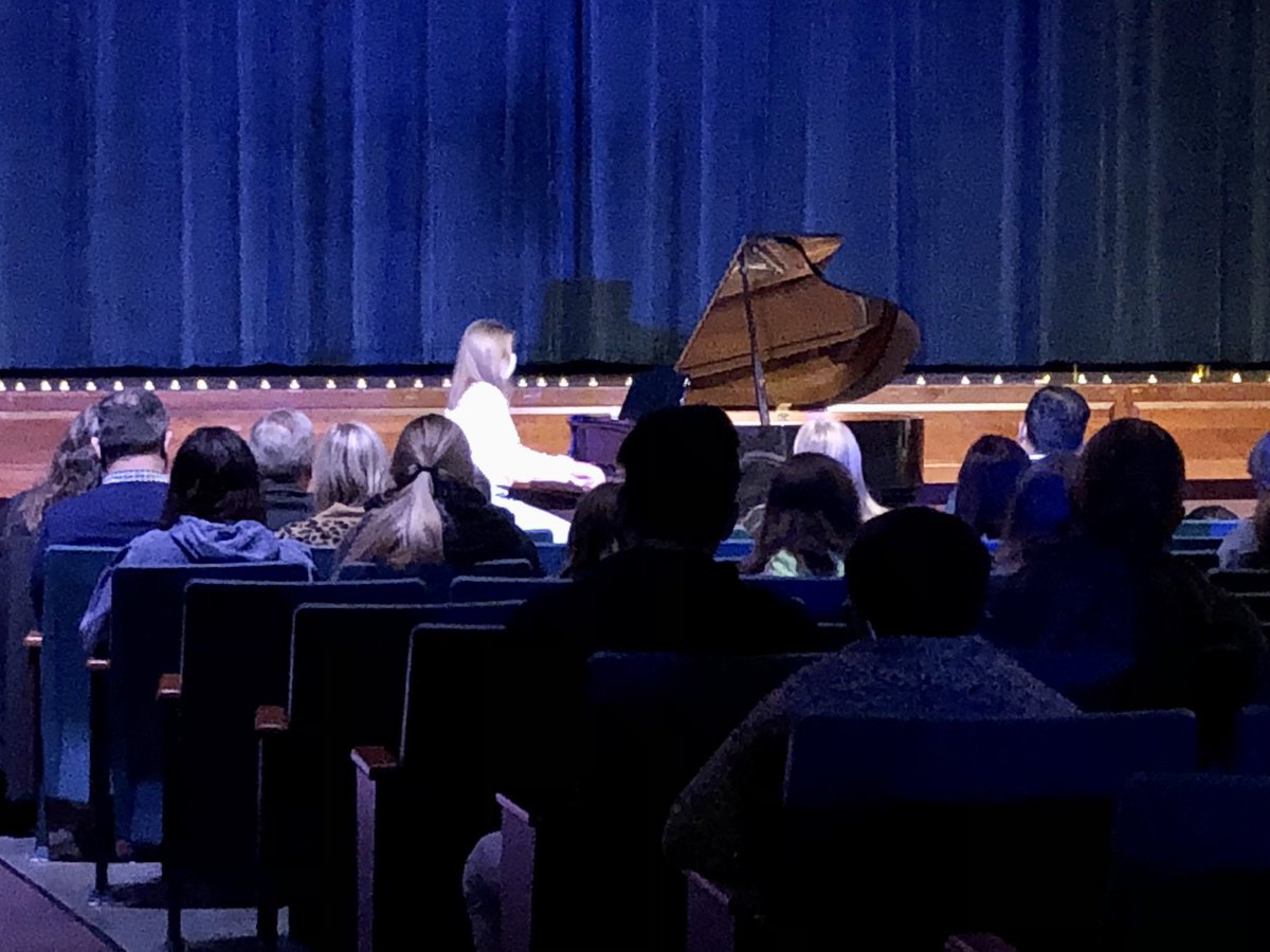 Kenneth M. Smith tweet media