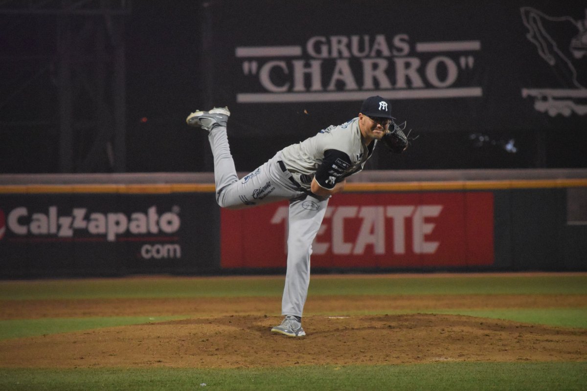 SultanesOficial's tweet photo. ¡SE FAJA EN LA LOMITA 🤩!

Espectacular actuación de @JayhawkerBB19 en el tercero de la serie ante @AlgodonerosGsv 

7⃣ Entradas completas
7⃣ Ponches 🍫
2⃣ Carreras permitidas

#InviernoSultán ❤️⚾️ https://t.co/hNMd3oAKIe