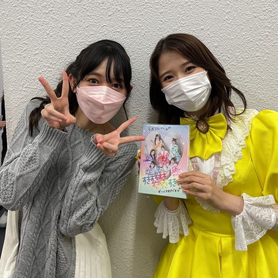 TokisenInsta's tweet photo. https://t.co/WPT3vTCa7k
小泉遥香のインスタが更新されました。(自動投稿)
#超ときめき宣伝部
#小泉遥香
.
おはる×しおりん💛
おはる×れにちゃん💜
※夏菜子ちゃんとは撮れませんでした😭
また、次の機会に✨
#instahar...
2021/11/05 13:47 https://t.co/44PtJmjmpP