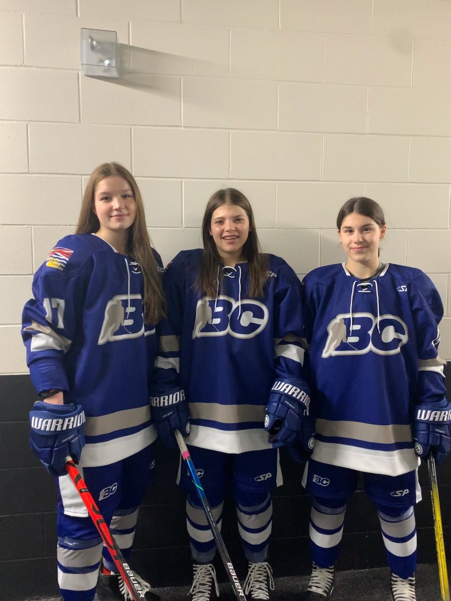 Congrats to FVR players for representing Team BC at the the Western Regional Women’s U18 Championship! 💙⚒💛 
Vienna Rubin 
Aynsley D’Ottavio 
Gillian Lapierre