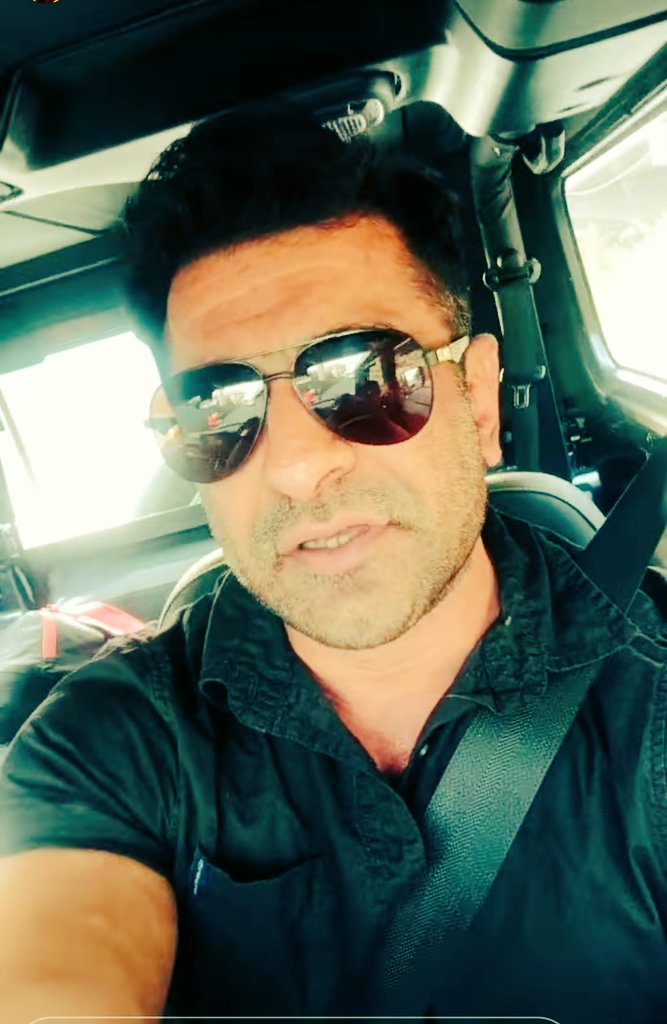 GabbarKiGang's tweet photo. Handsome Dashing Eijuu Enjoying New Thar 😍🤩 , So Happy For u

#EijazKhan , https://t.co/MvaNx2gNXt