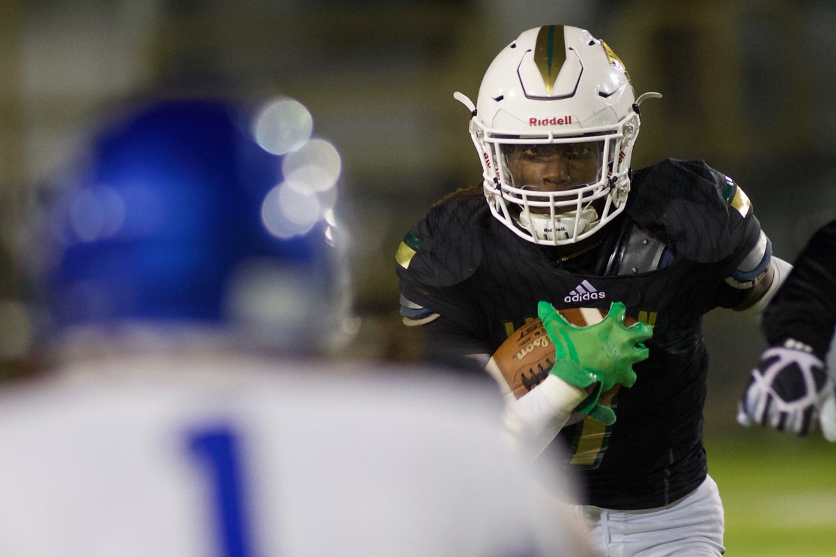 jackgwilliams's tweet photo. 📸🏈🔰⚔️ @Linc_TrojansFB vs. Trinity Christian 

CC: @perryfisher16, @FredAlexander0, @WilsonRaylen 

FULL GALLERY: https://t.co/Mm4KWiuqUo https://t.co/LuDnkXRcI5
