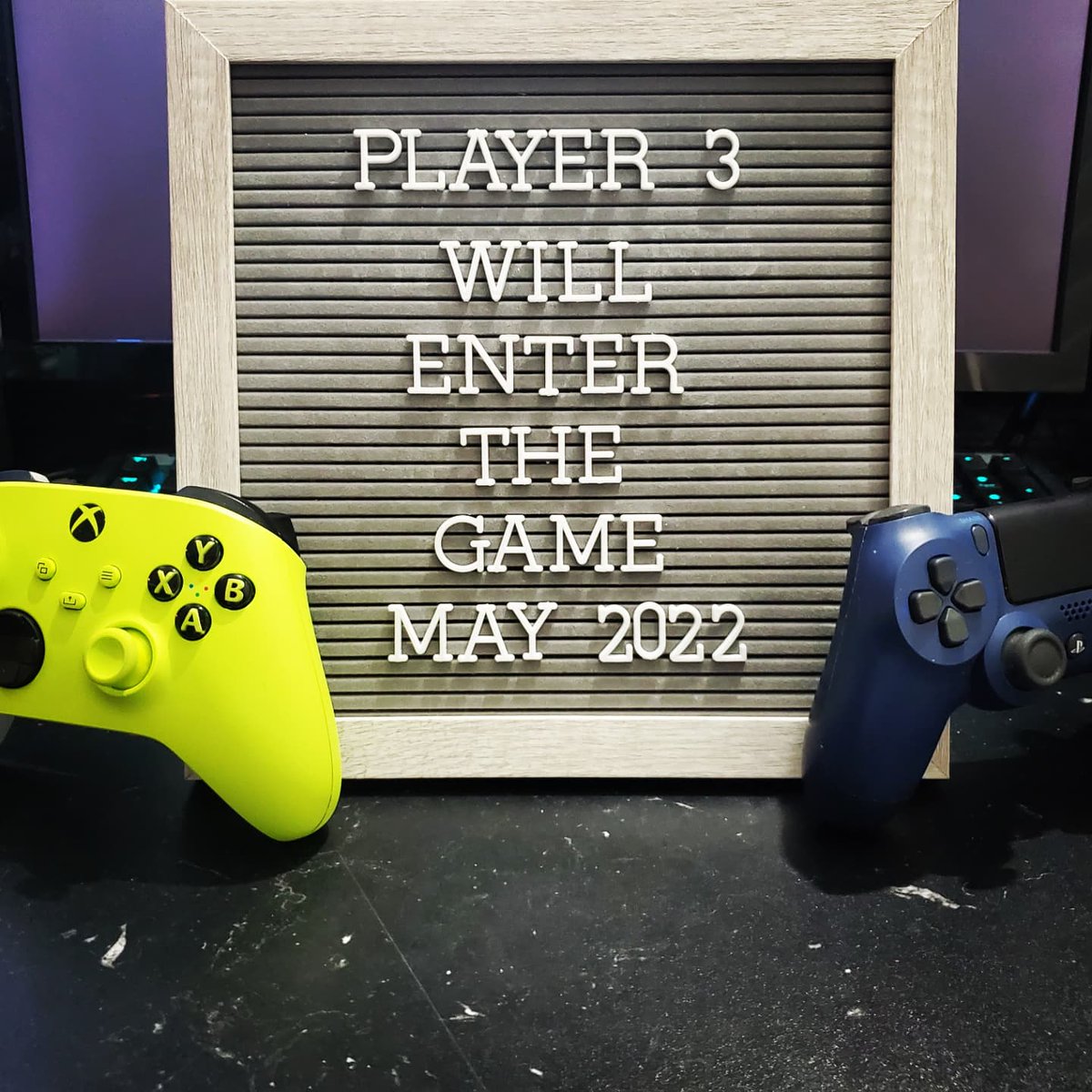 DerousoDesigns's tweet photo. This is the biggest announcement I will ever have, unless there is another down the road. Wife and I are gonna be parents. Nervous and terrified but at the end of the day we are excited. #baby2022 #nerdbaby #babyannouncement #teamb42 #phoenixcartel #gruntinfanty https://t.co/q2lqtVQtTt