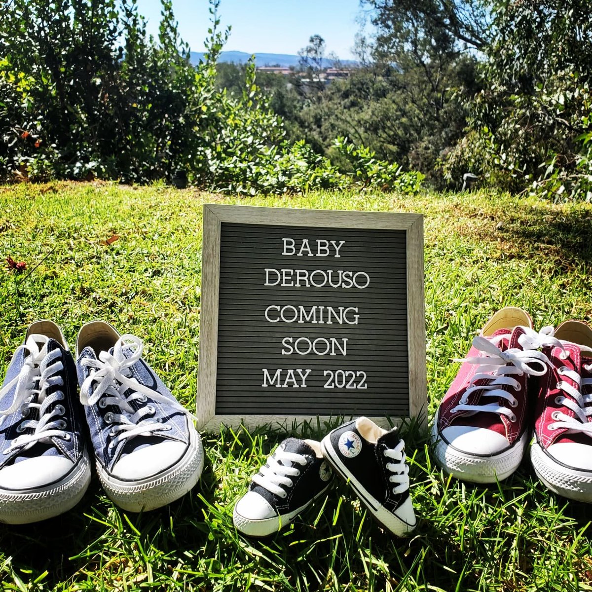 DerousoDesigns's tweet photo. This is the biggest announcement I will ever have, unless there is another down the road. Wife and I are gonna be parents. Nervous and terrified but at the end of the day we are excited. #baby2022 #nerdbaby #babyannouncement #teamb42 #phoenixcartel #gruntinfanty https://t.co/q2lqtVQtTt