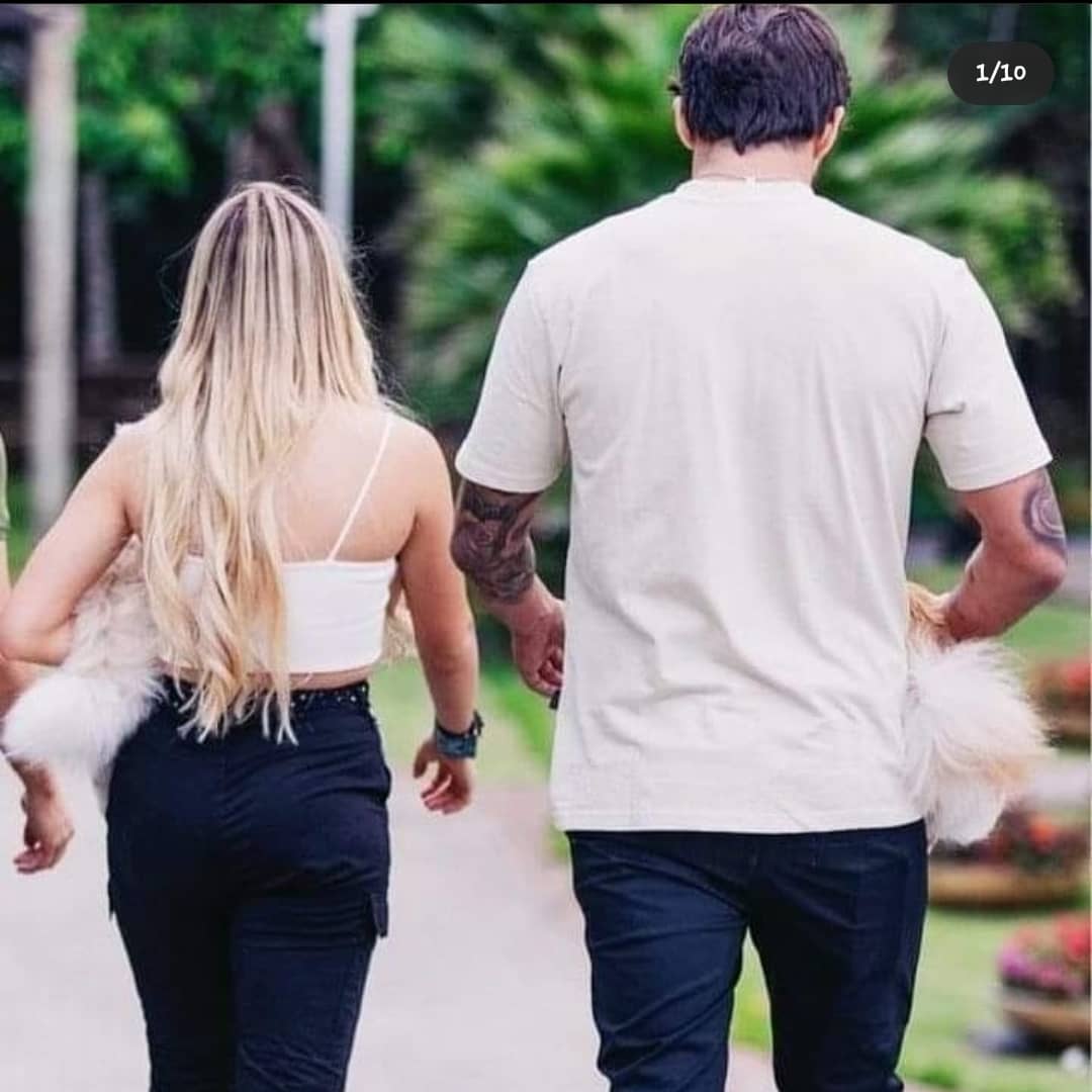 NaaBioo's tweet photo. Trand (Clipe Covardia)🍉❤🔐

 Feliz 1 ano clipe covardiaaa❤️🍉💃🔥🔐🍉💋 https://t.co/TprMkwLBnh