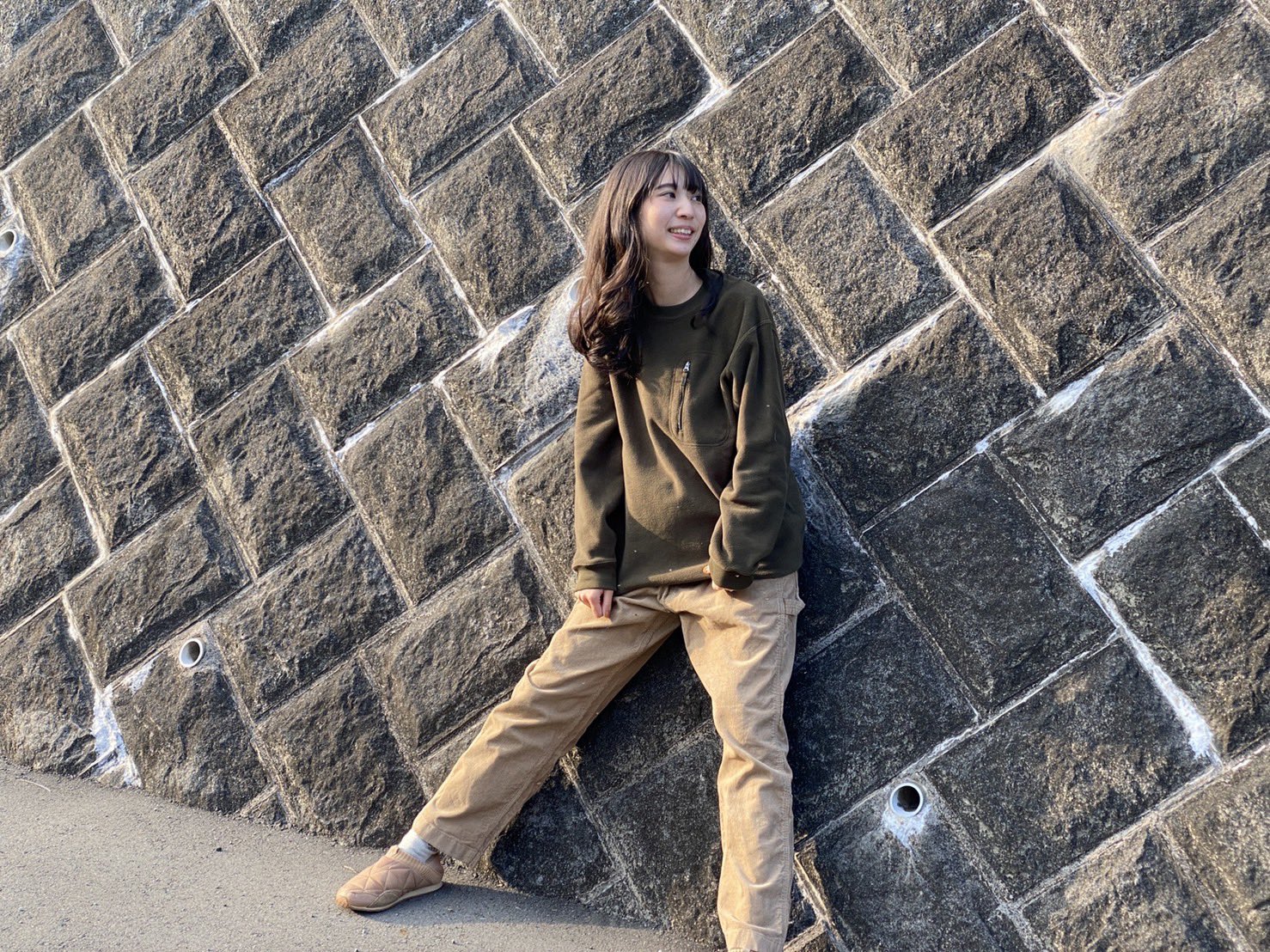 森風美 もりふうみ キャンプ女子 Twitter पर ユニクロのメンズライクコーデ アウトドア服が流行ってキャンプでも街中でも同じコーデでいけるから助かる ユーティリティワークパンツはウエストが紐で絞れるので使いやすい フリースプルオーバーは色味とダボっと