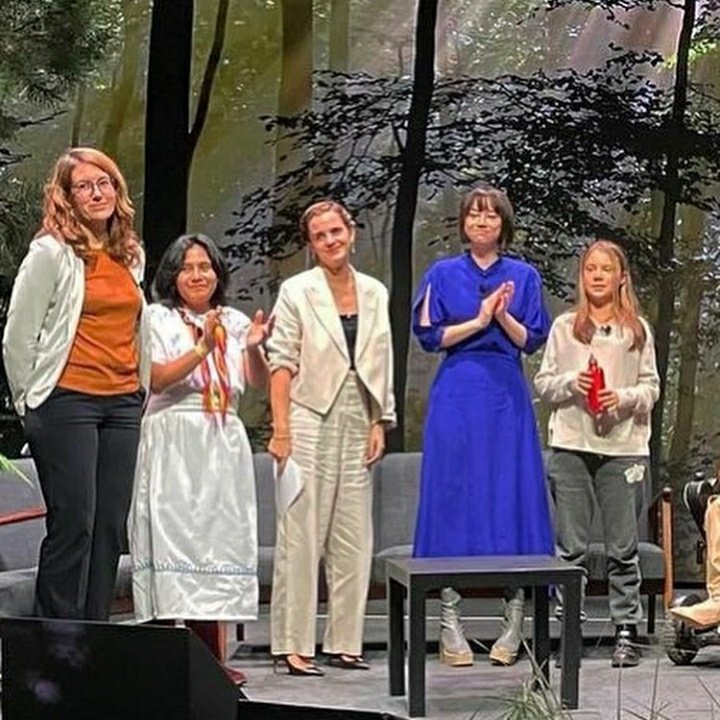 WatsonVideo's tweet image. Emma Watson at Cop26 in Glasgow, Scotland [November 04, 2021]