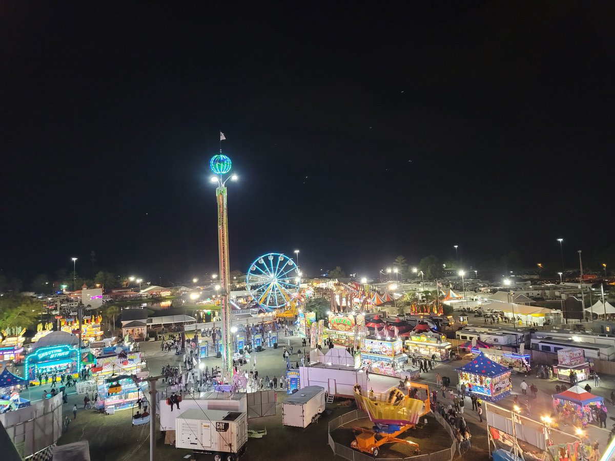 Back to Fun in '21! Big Crowds expected this weekend, come early Friday, Saturday and Sunday. Leave time to clear the gates, security and new weapons check. Remember Clear Bag policy. #coastalcarolinafair