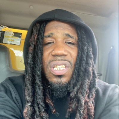 KingHonest11's tweet photo. #NewProfilePic https://t.co/SbLHGHSG1G