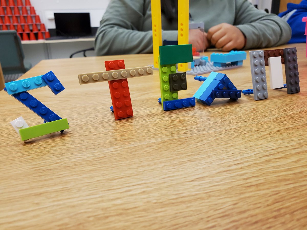 mrs_orr's tweet photo. Challenged my students to create the word STEAM in under 5 minutes with LEGOs. These are some of their creations. https://t.co/bmItDXun5K