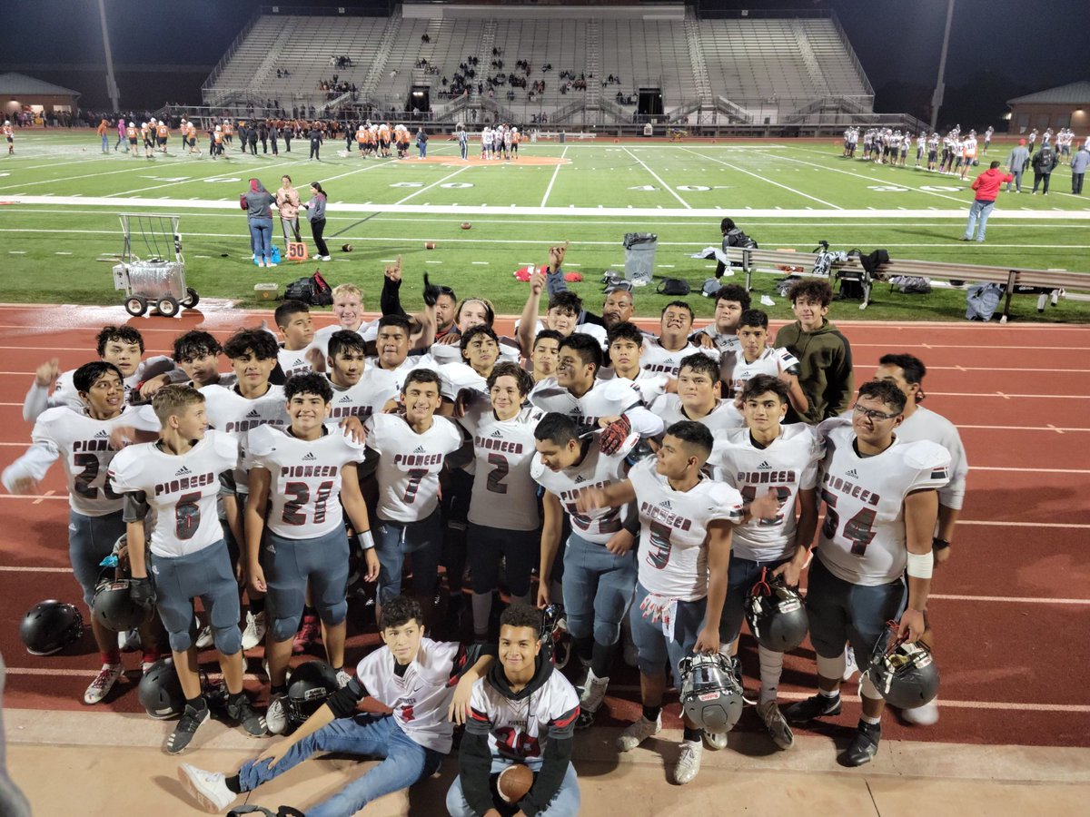 sphsdbacknation's tweet photo. Our Pioneer Diamondback Freshmen team,Co-District Champions!!!
The future is bright! #DiamondbackSTRONG https://t.co/GlOKFDH4Xr