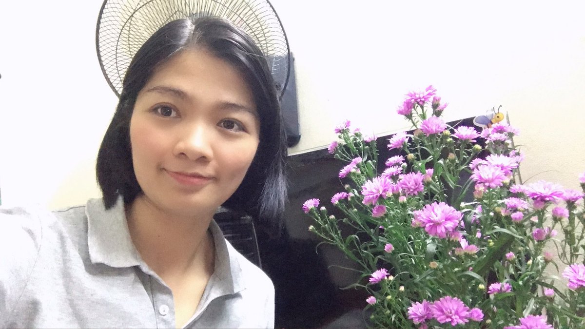Mồng 1 tươi như hoa nào