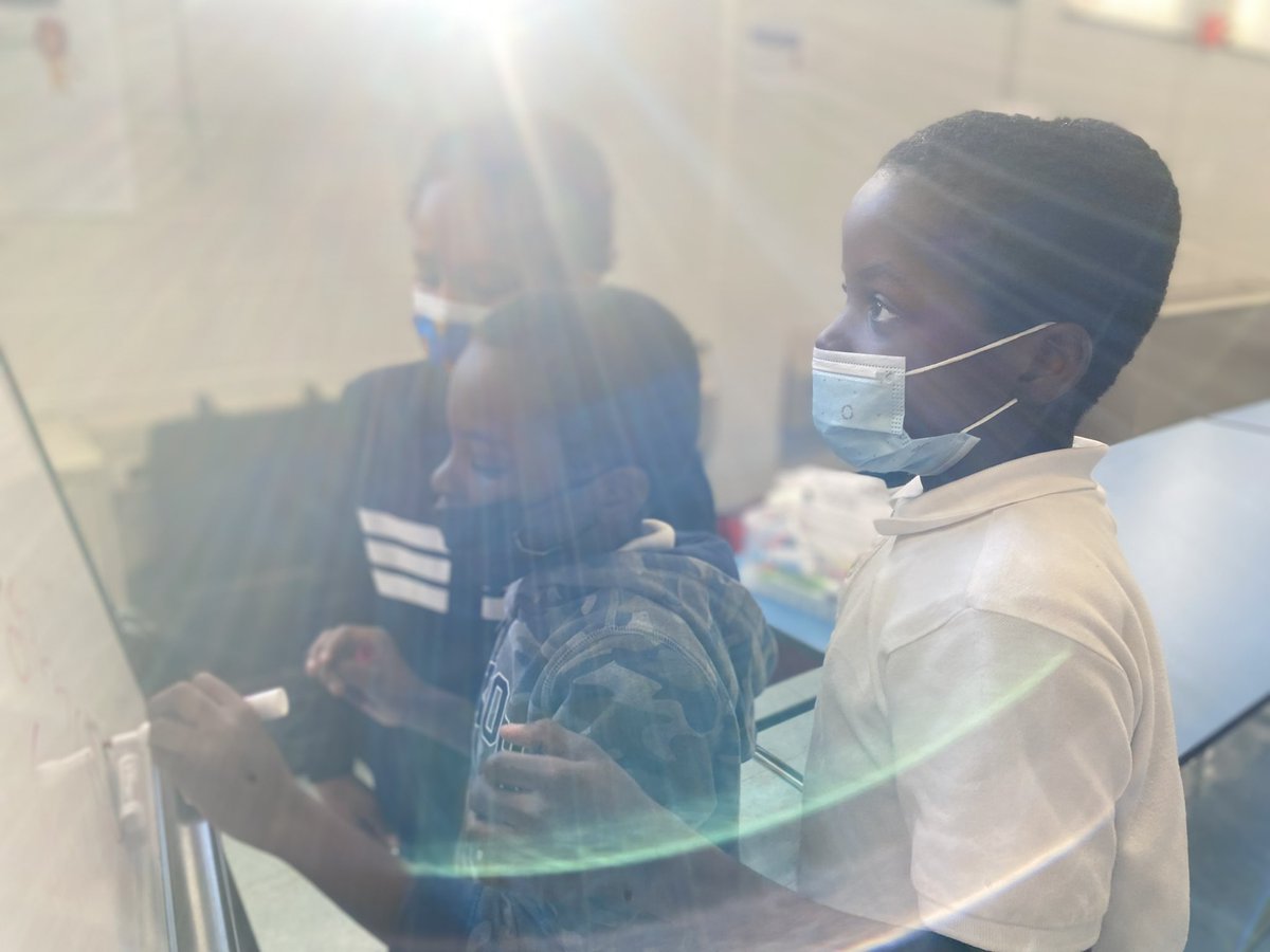 MrsKeziahFinney's tweet photo. It’s been another great week with The Bancroft School Scholars! They are all in for math competitions to excel! Edutainment is Key! #lyricalmath #popupmathclass https://t.co/TJcX7UDrtZ