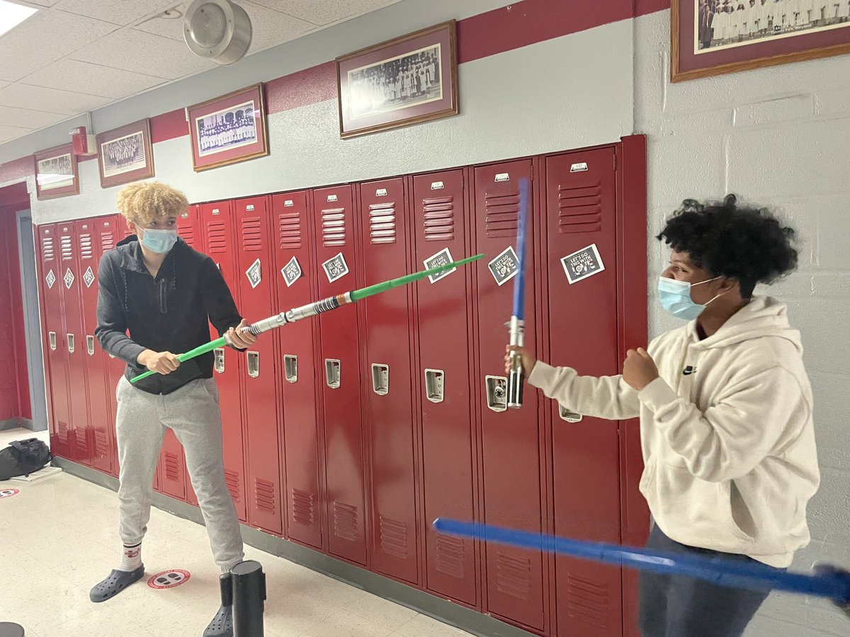 TAPrincipal's tweet photo. Our final day of Spirit Week was a combination of Character Day and Academic Bowl. We saw characters from shows on Nickelodeon, Disney, and Cartoon Network. Then the students picked representatives to flex their trivia skills. #TATAKEOVER https://t.co/8UypSXdogo