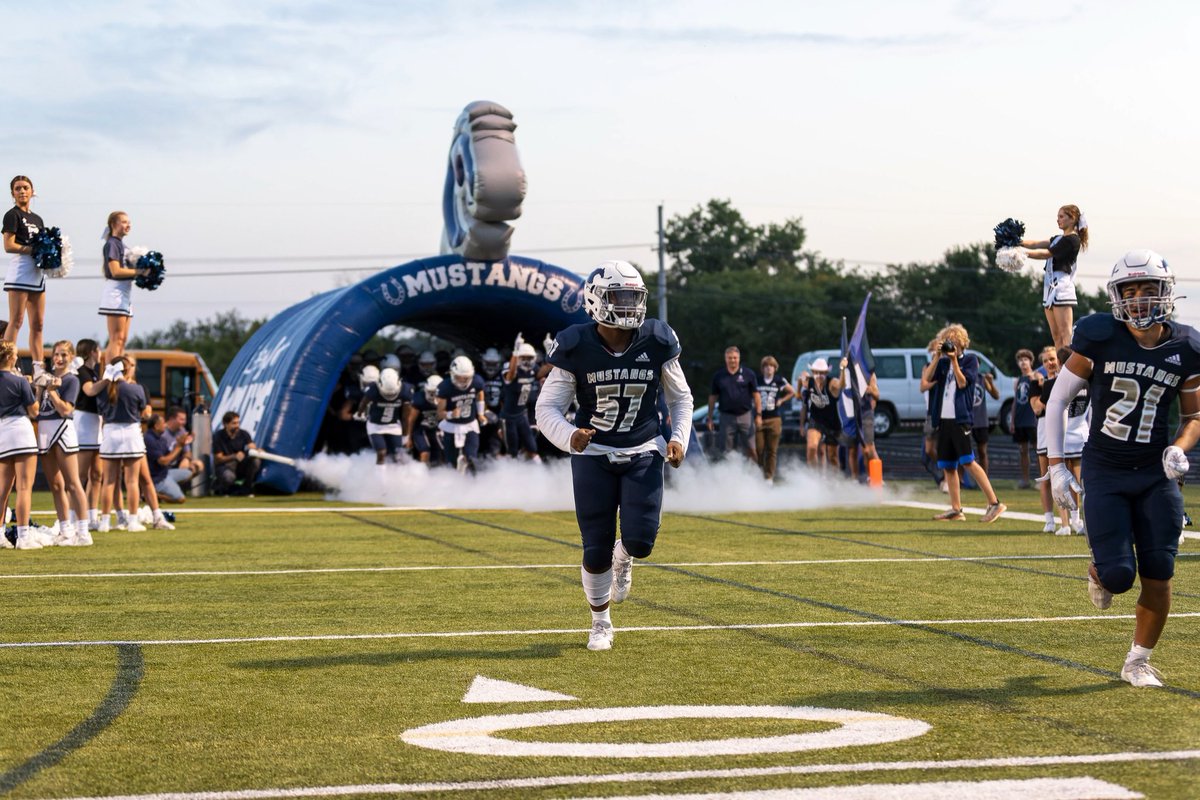 Love playing and competing with my brothers for 4 years. We family 4L💙Check out my highlight - hudl.com/v/2GJApv <a href="/CoachPum/">Coach</a> <a href="/CoachDrinkwitz/">Eliah Drinkwitz</a> @stevewilks <a href="/ScoreonD/">Steve Wilks</a> <a href="/DLineGURU/">Coach AL Davis</a> <a href="/CoachDjSmith/">DJ Smith</a> <a href="/AISportsKC/">All In Sports</a> <a href="/Holgorsendana/">Dana Holgorsen</a> <a href="/coachbrianearly/">Brian Early</a>