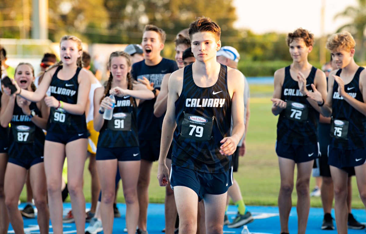will_brown_xc's tweet photo. shout out to my boys @Zackflorendo and Ryan Matthews for a great senior season! True leaders right here. https://t.co/c3oi948gWN
