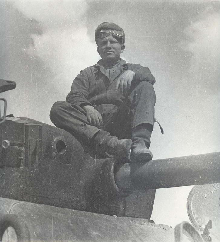 про вов 1941 1945 про танкистов. танковые асы второй мировой войны. 80 лет победы. лавриненко дмитрий фёдорович советский танковый ас. 63-й гвардейской челябинской танковой бригады.