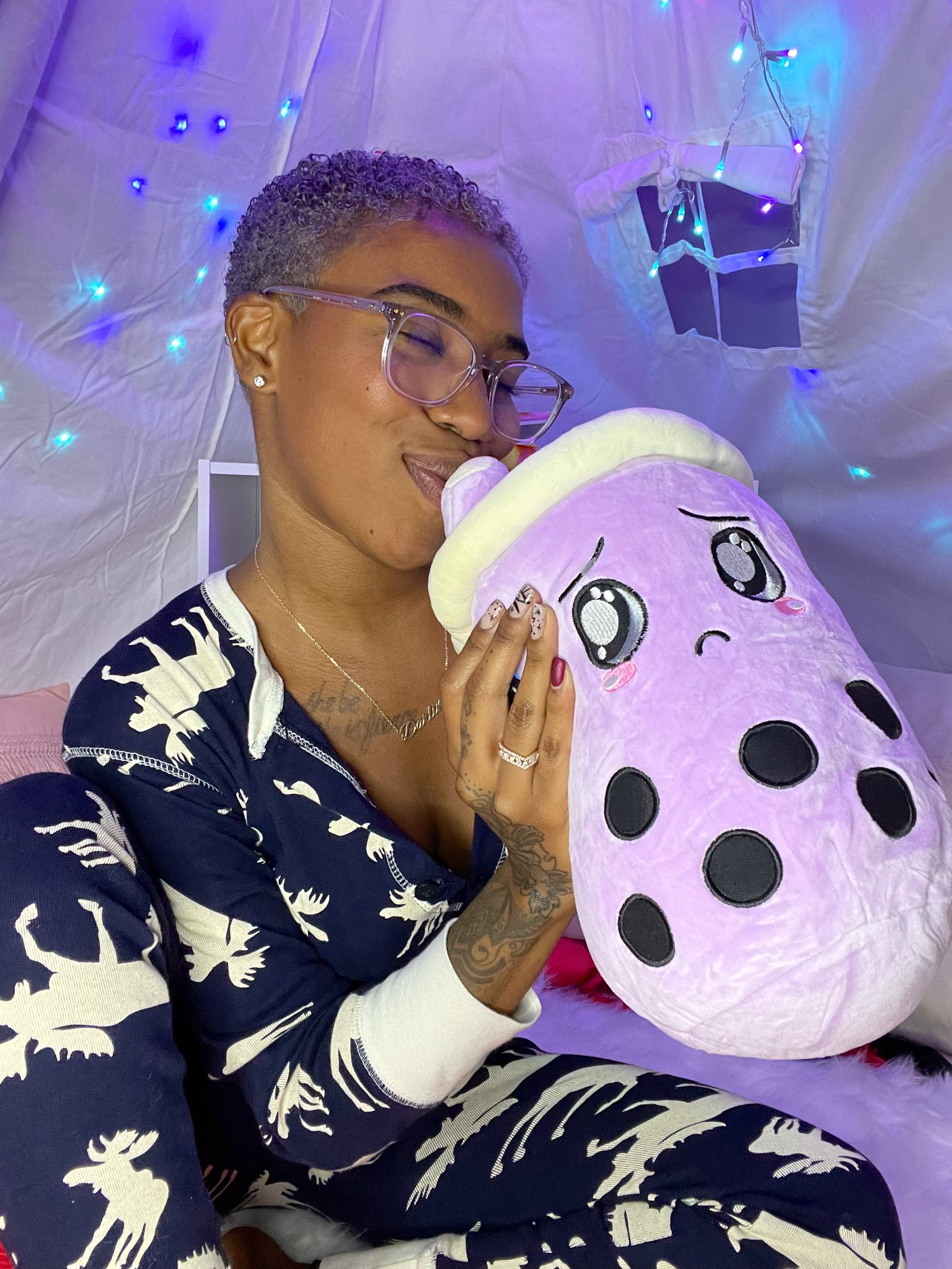 TW Pornstars - 2 pic. Darling Nicky. Twitter. Feeling cute as a button