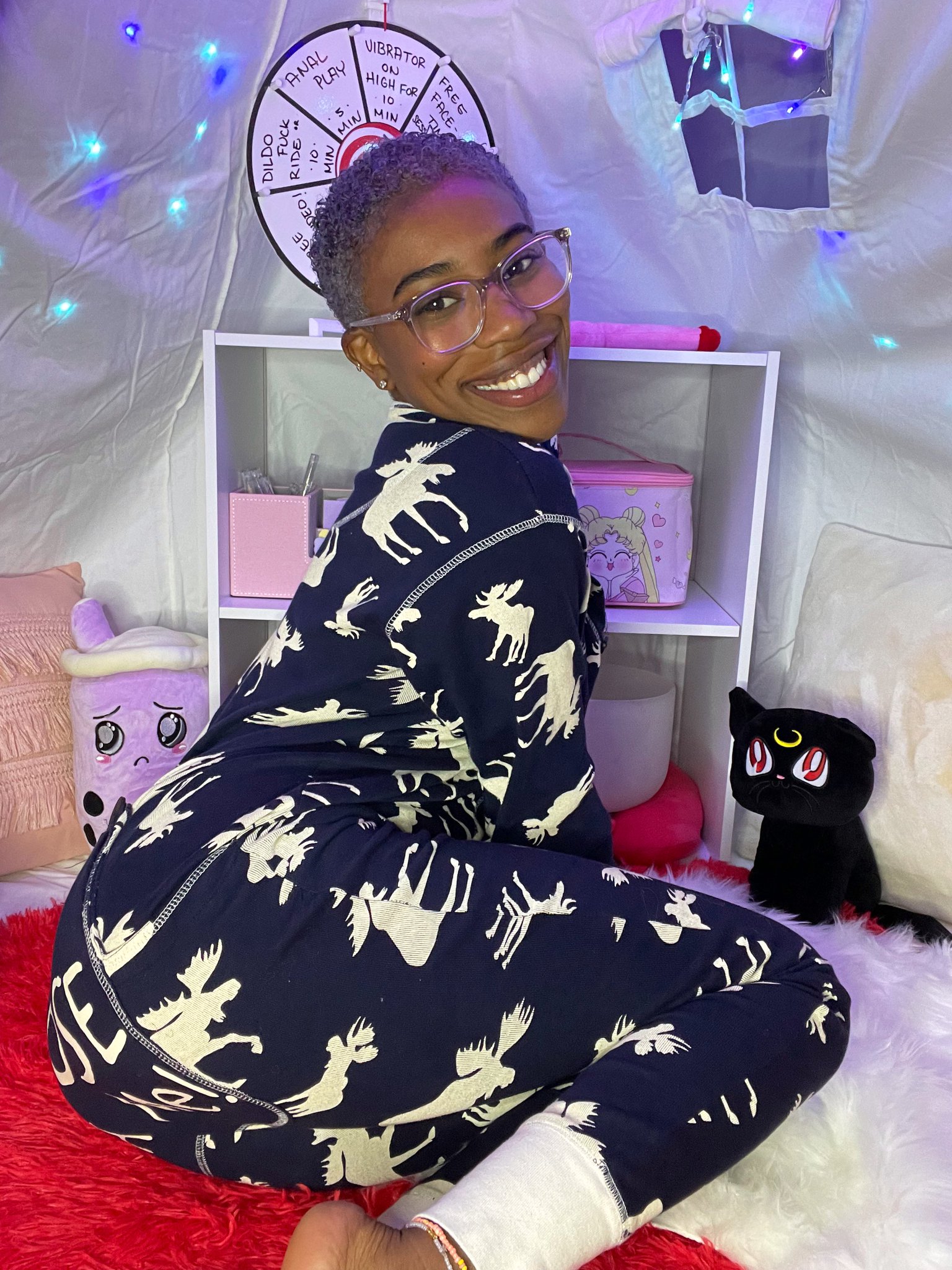 TW Pornstars - 1 pic. Darling Nicky. Twitter. Feeling cute as a button 🥰👾. 1:35 AM - 5 Nov 2021