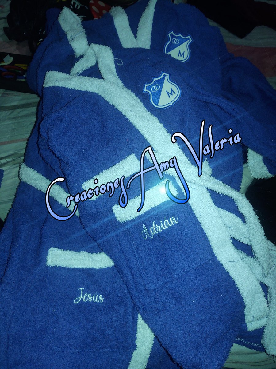 Fernandez_8909's tweet photo. Amigos!!! Les presento mi emprendimiento! Batas, levantadoras, pijamas, etc... Nuestra página en facebook es:
 https://t.co/UgOsOQZzGo

Les agradezco si me ayudan a retwittear, gracias! https://t.co/kQedbJeF4c