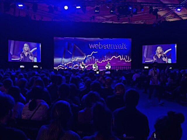 Doing this in front of a real crowd again @WebSummit was a thrill, enjoyed our conversation on the Metaverse and the dawn of a new digital age. Great to be joined by my esteemed panelists @AmyPeckXR from @endeavorvr & @inikitin @SensoriumGalaxy, standing room only #WebSummit2021