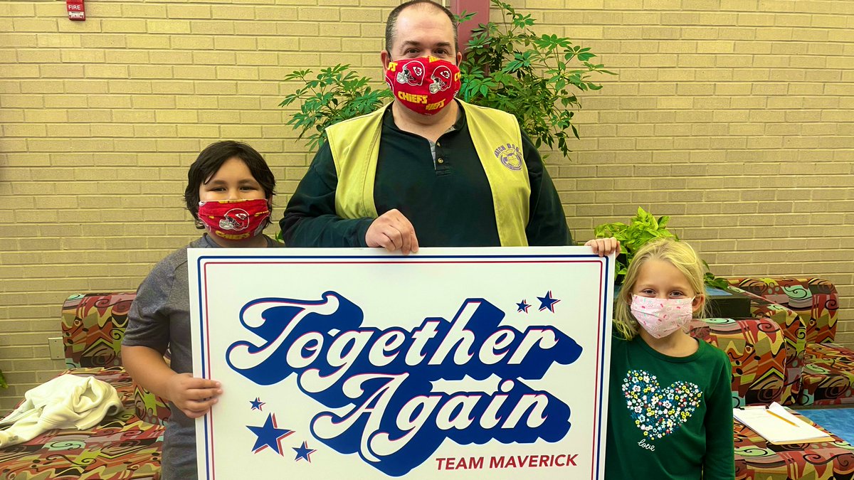MadisonPlaceK5's tweet photo. If you dropped of your child in the back this morning you saw todayโs Watch DOG already at work helping to keep kids safe entering the building. Thank you for this & the many things you helped with today! #OPSMomentsThatMatter #TogetherAgainMD https://t.co/LGunVVmYh4