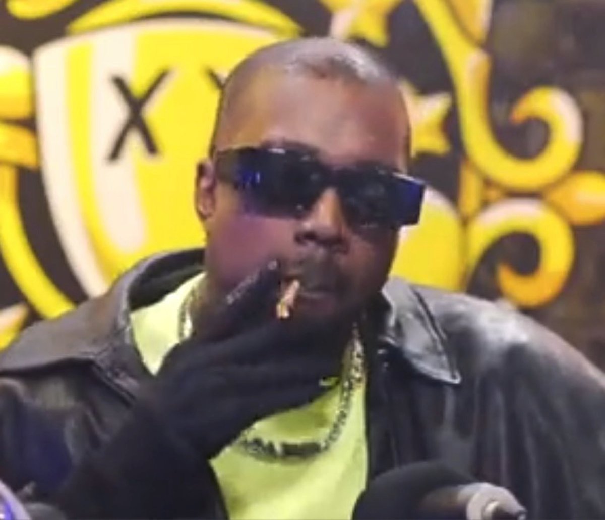 XXL's tweet photo. YE https://t.co/tK8SjkZ05r