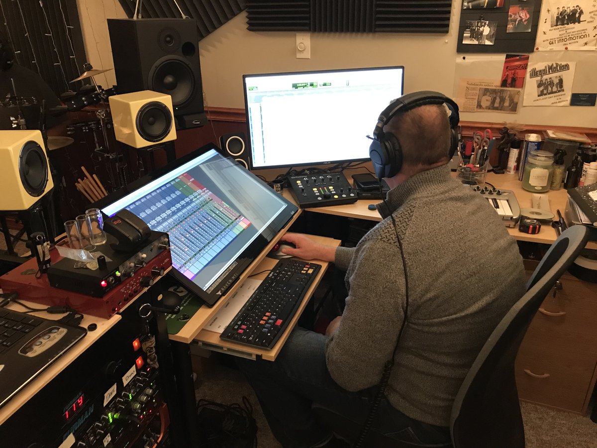 Lucy's Neighbor tweet media