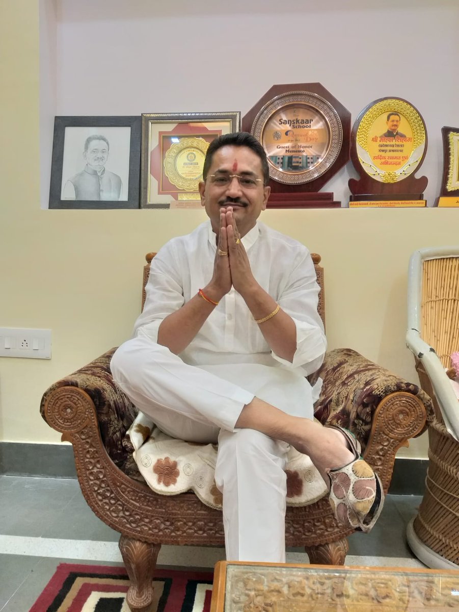 MohanSihag24's tweet photo. राम राम सा🙏⁦@ashokgehlot51⁩ ⁦@GovindDotasra⁩ ⁦@drsubhashg⁩ ⁦@Barmer_Harish⁩ ⁦@ReslaRajasthan1⁩ ⁦@kana_ias⁩ ⁦@Sos_Sourabh⁩ ⁦@jaipur_resla⁩ ⁦@ReslaNagaur⁩ ⁦@Resladidwana⁩ ⁦@ManeeshSoni2705⁩ ⁦@PRESIDENTBKN2⁩ https://t.co/9mskVQF7KU