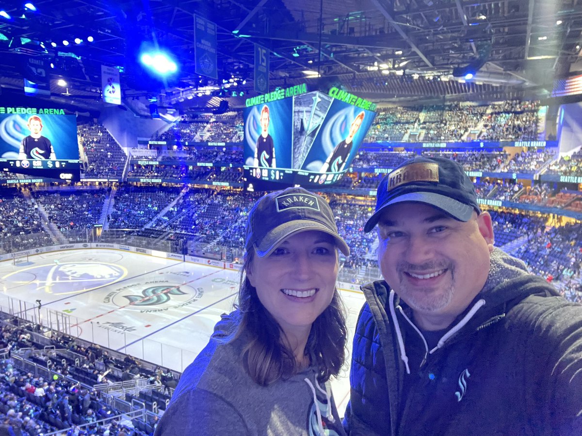 plsmithCPA's tweet photo. Looking forward to a great game! Release the Kraken! #SEAKRAKEN #climatepledge https://t.co/KwADkd4d7P