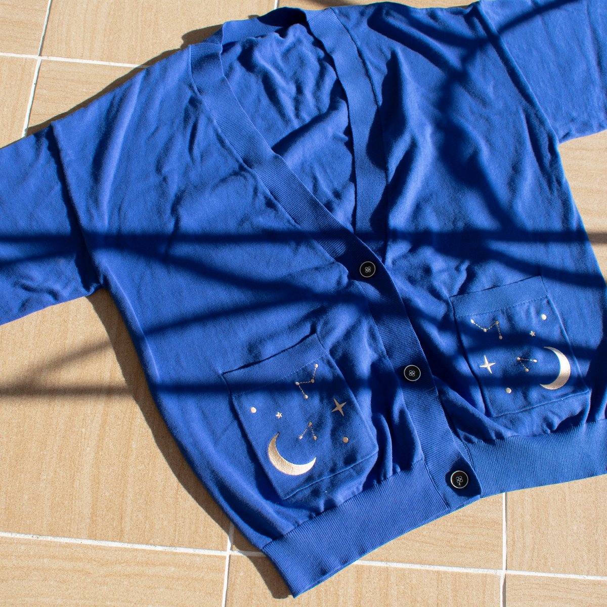 ✨STORE OPEN✨

I've still got some limited stock options for some of my button-ups and cardigan! There's only a handful left so make sure you check it out soon 💖

Head over to fromstudiokay.com 💫