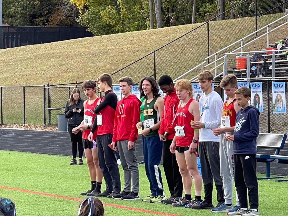 CrHCardinalClub's tweet photo. Congrats to the XC varsity teams! Girls placed 6th. Boys placed 4th and advances to States. Individuals advancing to States are: Emily Boniface placed 12th🏃🏼‍♀️❤️🖤🎉 London Layton placed 8th and Jackson Lastowski placed 13th🏃🏻‍♂️🏃🏼❤️🖤🎉🎉@CroftonHsSports @CroftonXC https://t.co/PHcMhSOQJL