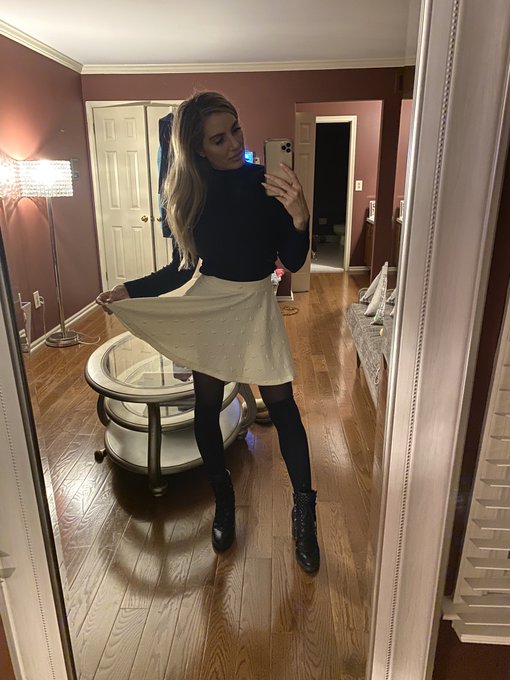 Can you find the hidden Mickey ? https://t.co/xvXv9xkkBA<a href="/tag/saturday"class="tags"><span>#saturday</span></a><a href="/tag/teaganpresley"class="tags"><span>#teaganpresley</span></a>