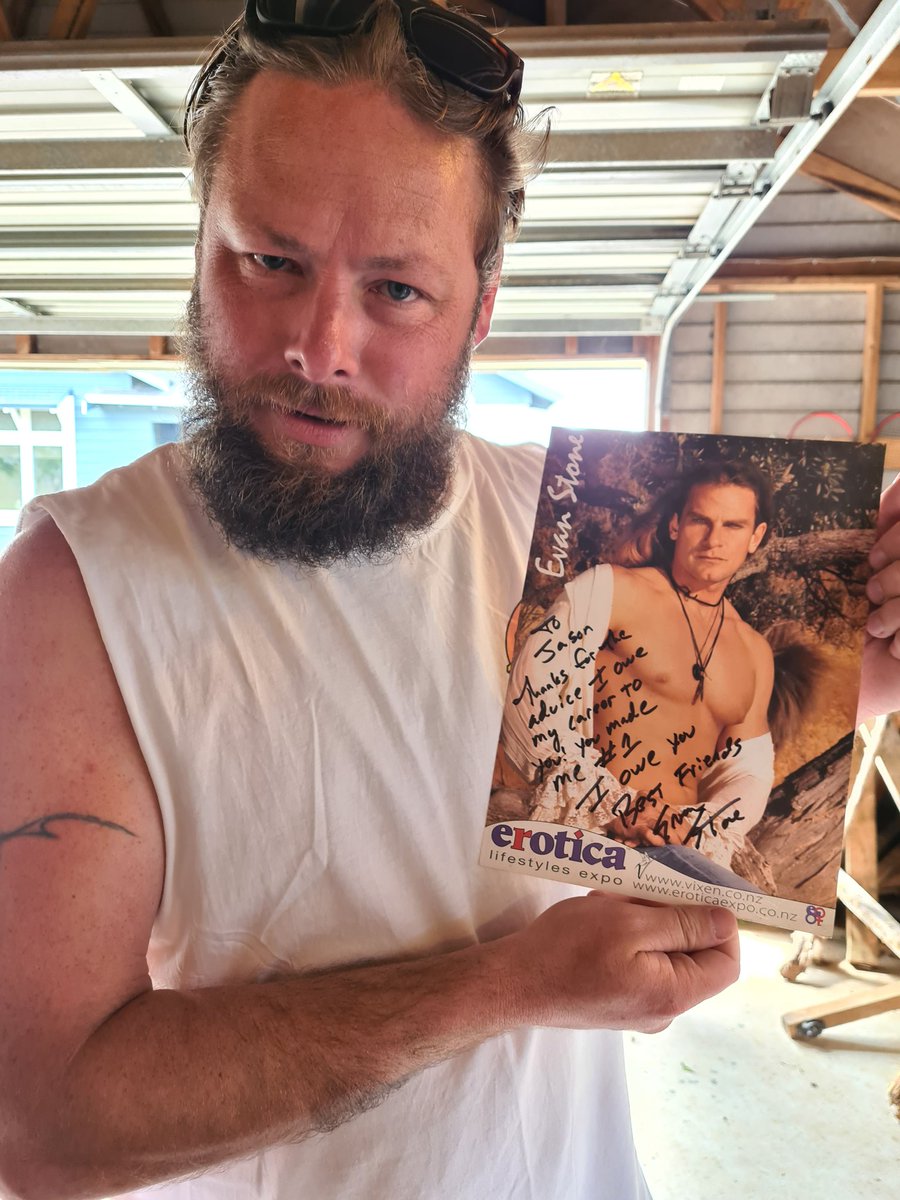 ExPirate04's tweet photo. @Evanstonexxx just spinning a yarn to the lads about when we met in Christchurch NZ. Trust all is well.
Kind regards. https://t.co/IZCDtROTVg
