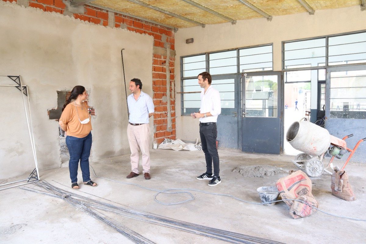 rattofranc's tweet photo. Avanza la obra de la Escuela Técnica! 
La preceptoría casi terminada y las dos aulas muy adelantadas para que esta escuela siga creciendo. @municipioareco 
#Avanzamos https://t.co/4Bws2IpEdH