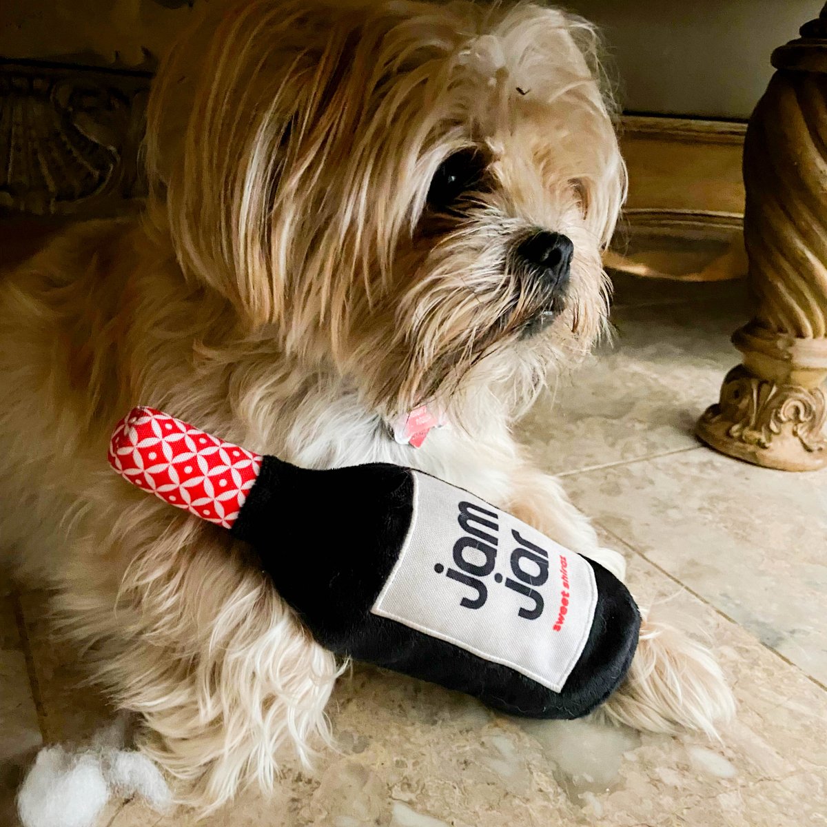 JamJarWines's tweet photo. One for you and one for your dog, because dogs also love Jam Jar. 💕
Shop now! https://t.co/y02VgNAT19
- Stuffed with cotton.
- Squeaky included.
- Loved by dogs.
- No real wine included (obviously)
#JamJarMerch #DogToys #DogPeople #Wine https://t.co/QKrQf2w1u1