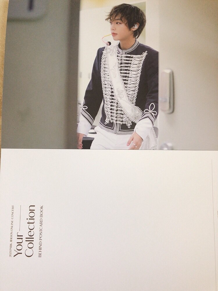 emi_y1209's tweet image. ジフンちゃんのTHE CON 2021 楽しみだけど、グッズがデジタルグッズかぁ。私は実物の方がいいなぁ。

#YourCollection  のポストカードブック良い写真多かったから😍そして衣装じっくり見れたし。