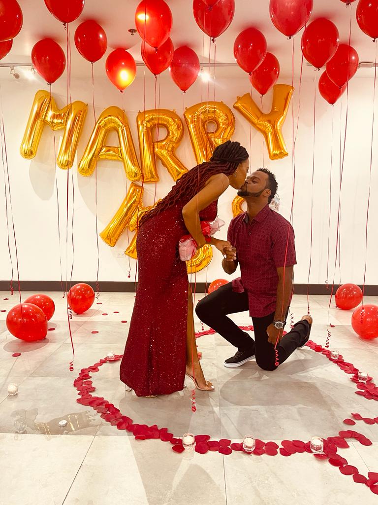 roby_rb_'s tweet photo. She said yes!  My always and forever  ❤️💍 https://t.co/dCVfoNZ3rX