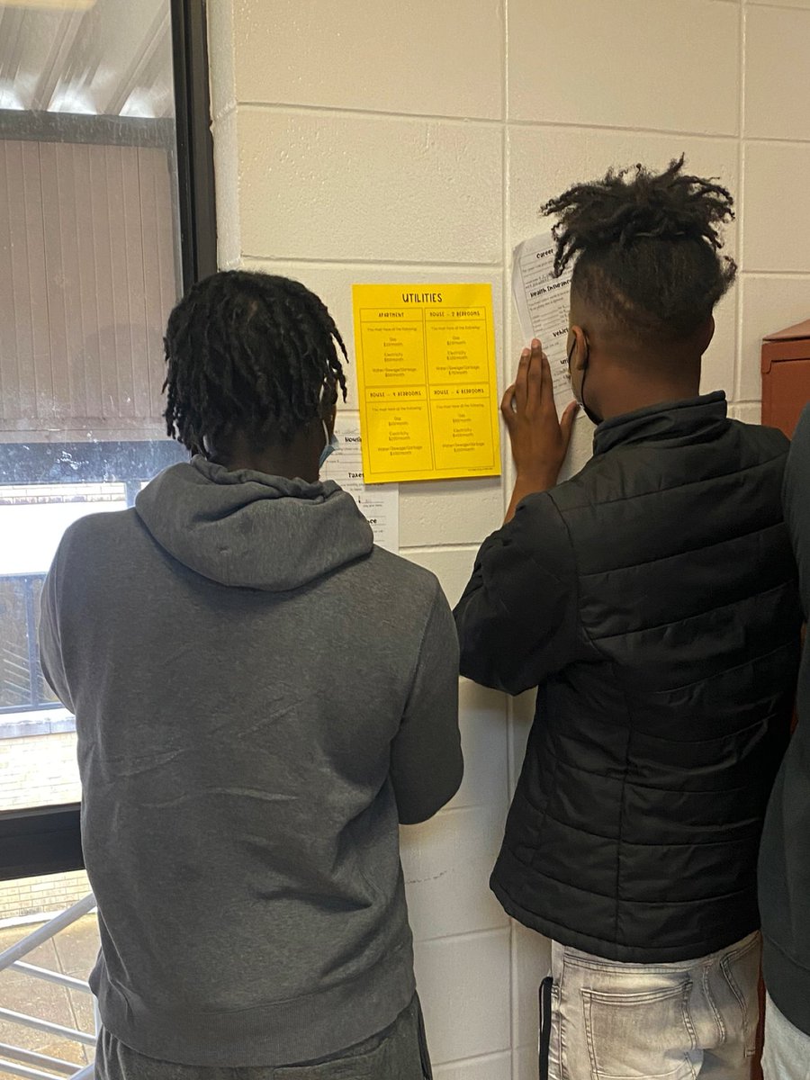 Ms. Paes tweet media