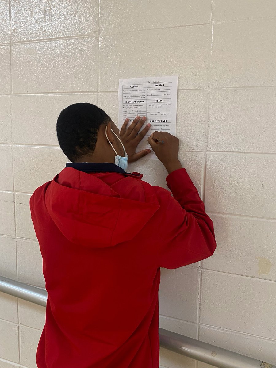 Ms. Paes tweet media