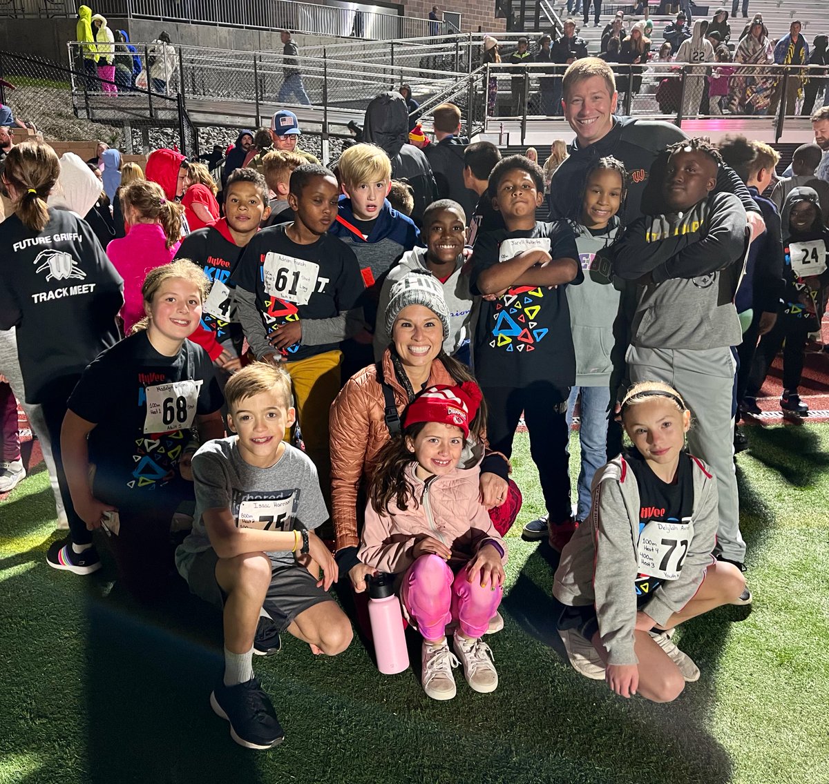 margehelwig's tweet photo. What a FUN NIGHT! #TonkaNation’s future is bright with these #futureGriffins headed their way. Awesome job @CoachBarrowsNKC @tomlinmc &amp; Tonka Feeder PE team! 🏃🏽‍♀️🏃🏻🥇🥈🥉🙌🏻💪🏻 @LakewoodNKC @NKCSchools #learningatTheLake https://t.co/jGgCB1yPn6