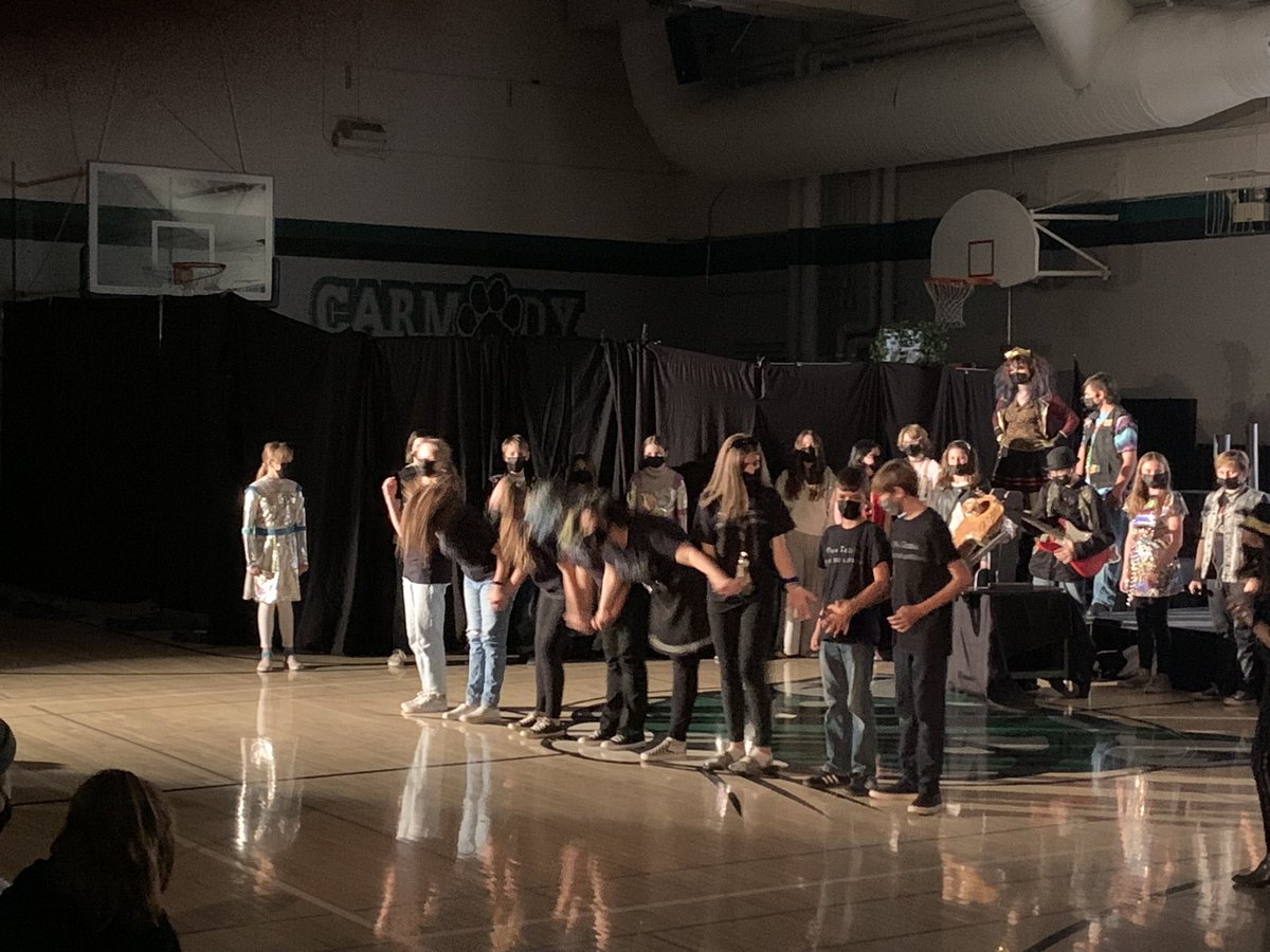 CarmodyMiddle's tweet photo. More photos from the Carmody fall musical “We Will Rock You”!!! https://t.co/oOhlhEmo0z