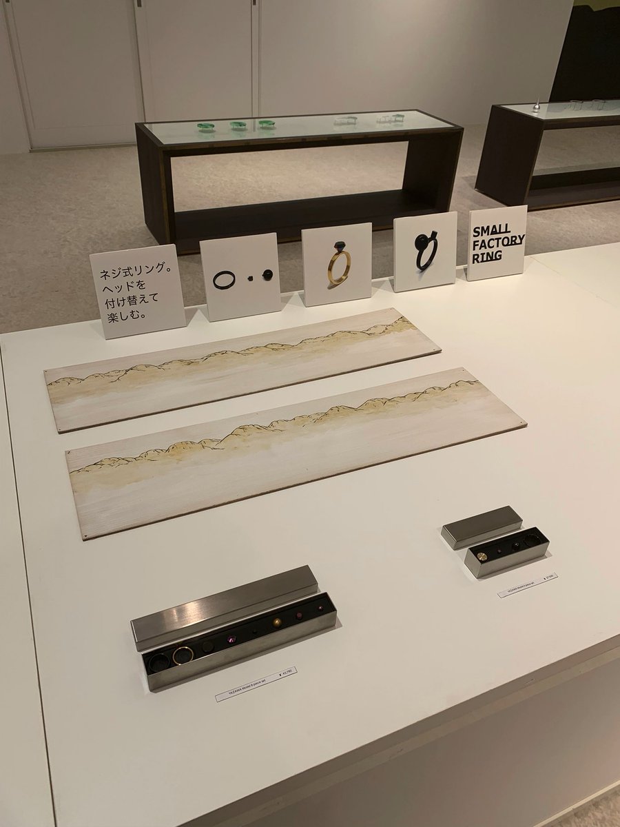 POPAP_JP's tweet image. 「hello, popup in SOGO YOKOHAMA 『アイにあいに』」
本日も20:00まで、横浜そごうでポップアップを開催しています！町工場とコラボしたジュエリーブランド・TAZOEさんのグッズがご覧になれます。

#SOGOYOKOHAMA #POPAP  #hellopopup #ポップアップ #横浜ポップアップ #アイにあいに