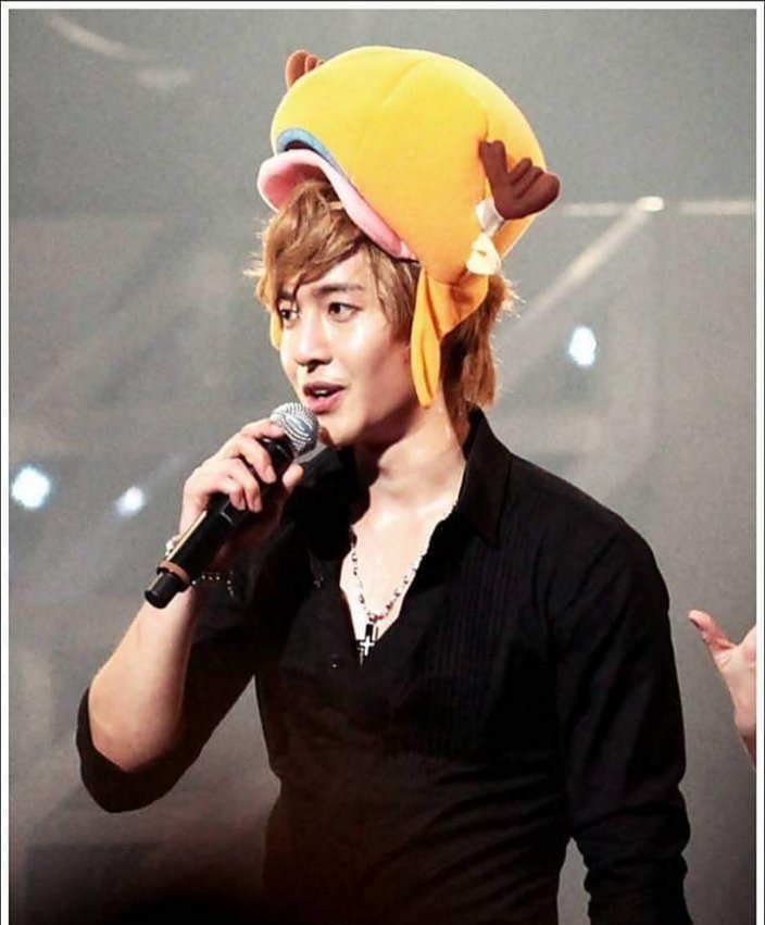 NJan780717's tweet photo. No one has the right to judge you my dear Hyun Joong, no one really knows what u have been through 5 years ago..They might have heard wrong about your stories..but for me I knew you are innocent and lovely in our hearts💜💜🥰I had always put u as my sunshine.
@khj_heneciatwt https://t.co/gNmy4iDZGl