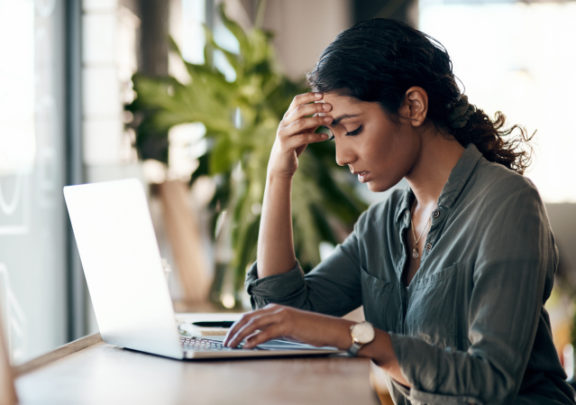 JasovskyM's tweet photo. 2 in 5 companies say voluntary attrition rates are higher than usual among mid-career and entry-level professionals. By a large margin, employers say pay is the biggest driver of turnover. But #money isn't the only issue. #HR #talent https://t.co/o8eqB0tZu6 https://t.co/YWX3pqR1tL