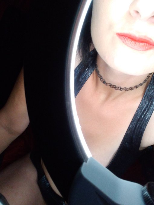 #sarashangrila #professionalswitch #switch #alternative #gothbabe #ShangrilaMoon https://t.co/3CW1uR<a href="/tag/sarashangrila"class="tags">#sarashangrila</a><a href="/tag/professionalswitch"class="tags">#professionalswitch</a><a href="/tag/switch"class="tags">#switch</a><a href="/tag/alternative"class="tags">#alternative</a><a href="/tag/gothbabe"class="tags"><span>#gothbabe</span></a><a href="/tag/shangrilamoon"class="tags"><span>#shangrilamoon</span></a>