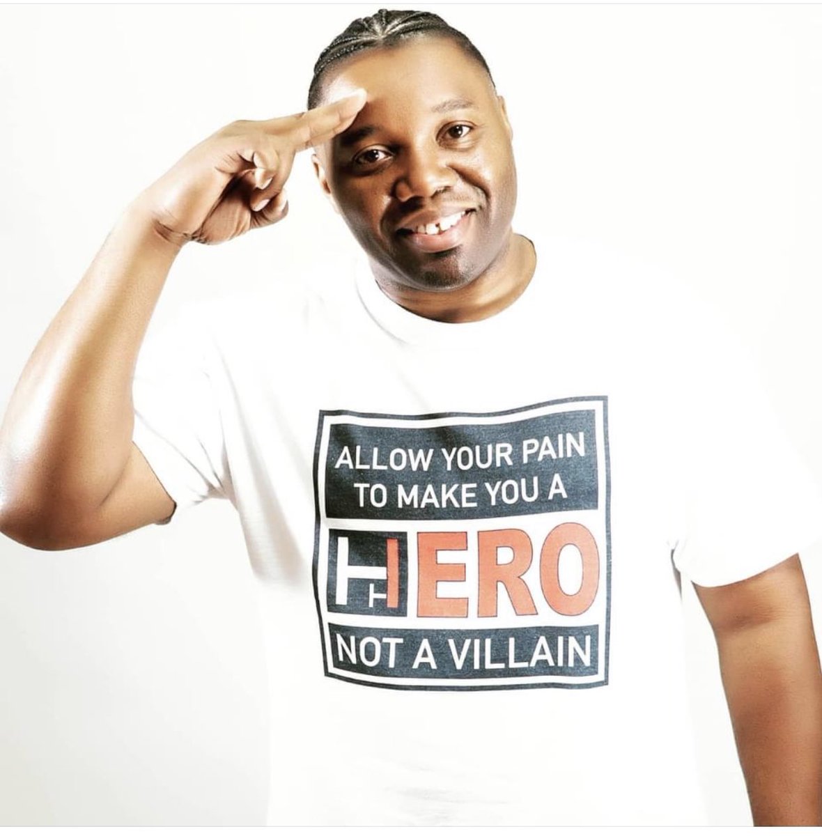AmySperopTV's tweet photo. This friend is a true testimony!! Let’s come together and follow his lead: Allow your pain to make you a HERO not a villain✝️ Together we can #HealTheHood #MemphisStrong #HealTheHood #DontKillMyFuture ⁦@LaDellBeamon⁩ https://t.co/GZLORkvOWL