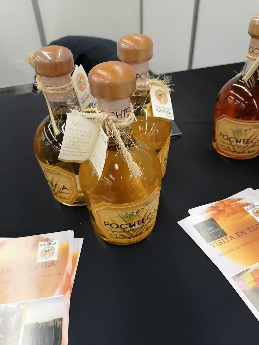 enlazadot's tweet photo. #EXITOSO y lo que le sigue está el III Encuentro Nacional de Mipymes
Delicioso licor #POCHTECA
Hermosos diseños de #MUEBLERIAELTOÑO
Los grandiosos productos de #OLYNATURA
y más, allí lo podrás encontrar
5 Nov último día Expo Guadalajara
REGISTRO https://t.co/5fsVadnt9H https://t.co/zvWdxgKHYb